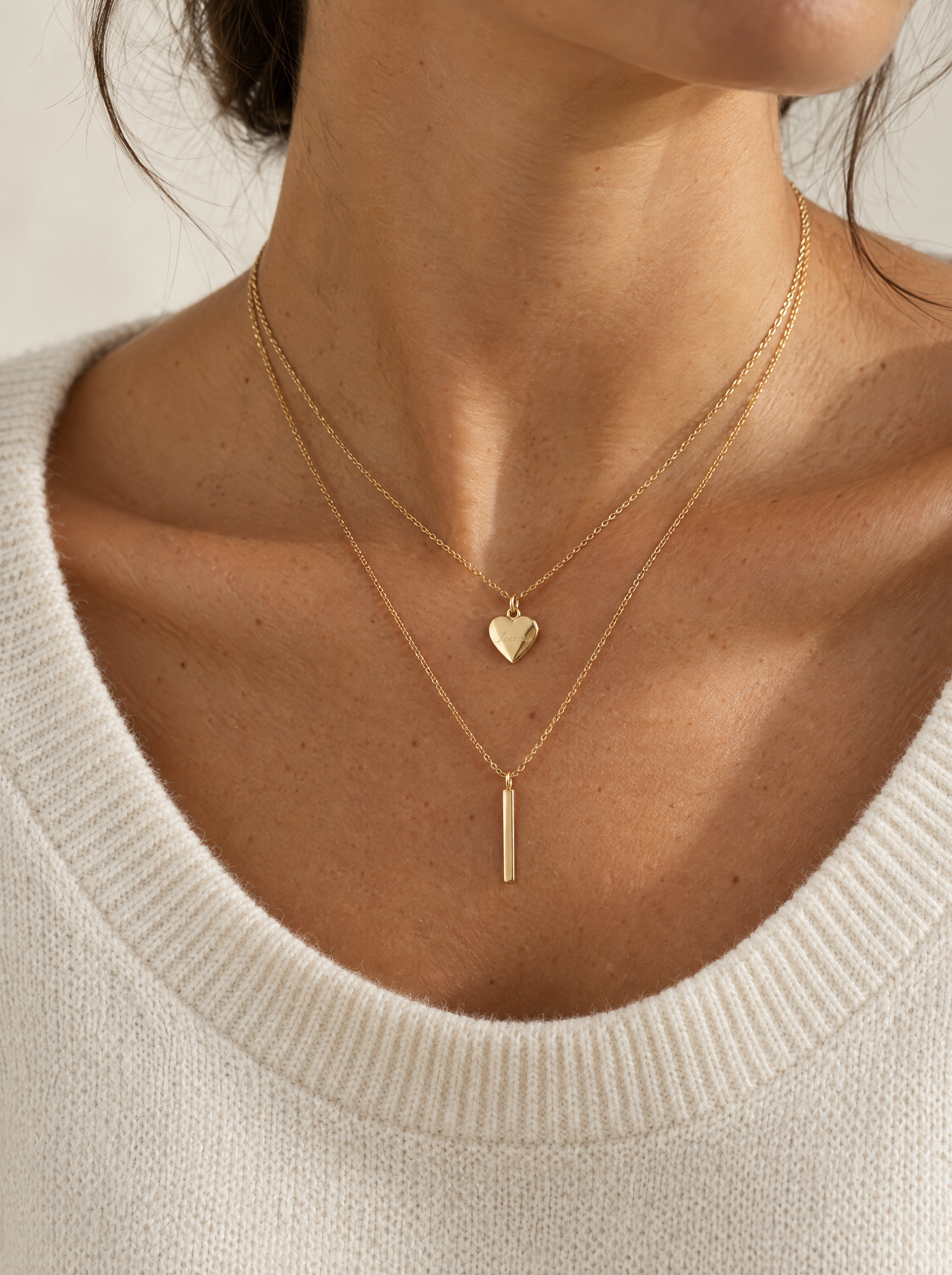 03-cat-necklaces-3x4.png